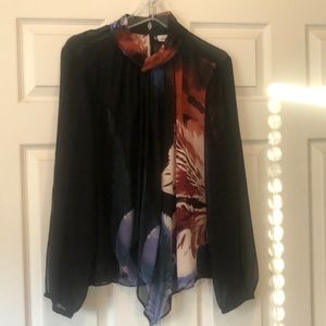 Beautiful Jennifer Lopez blouse